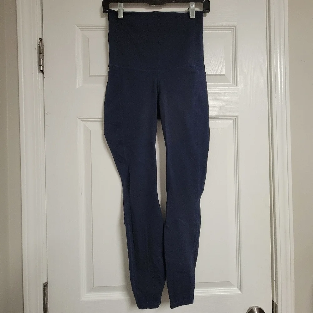Bae. The Label Maternity Leggings Blue Size xs.
